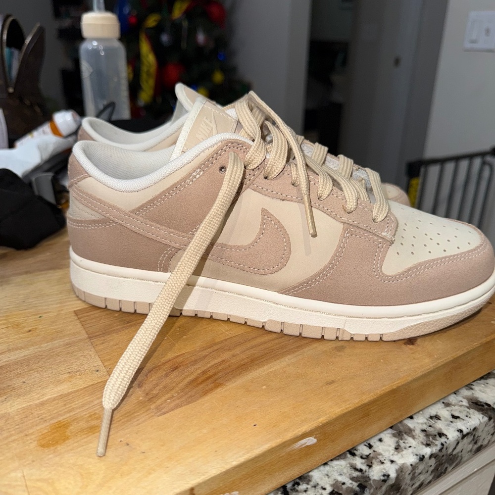 Nike Dunk Low SE "Sandrift"